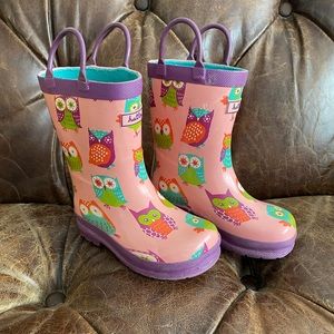 Hatley rain boots size 8
